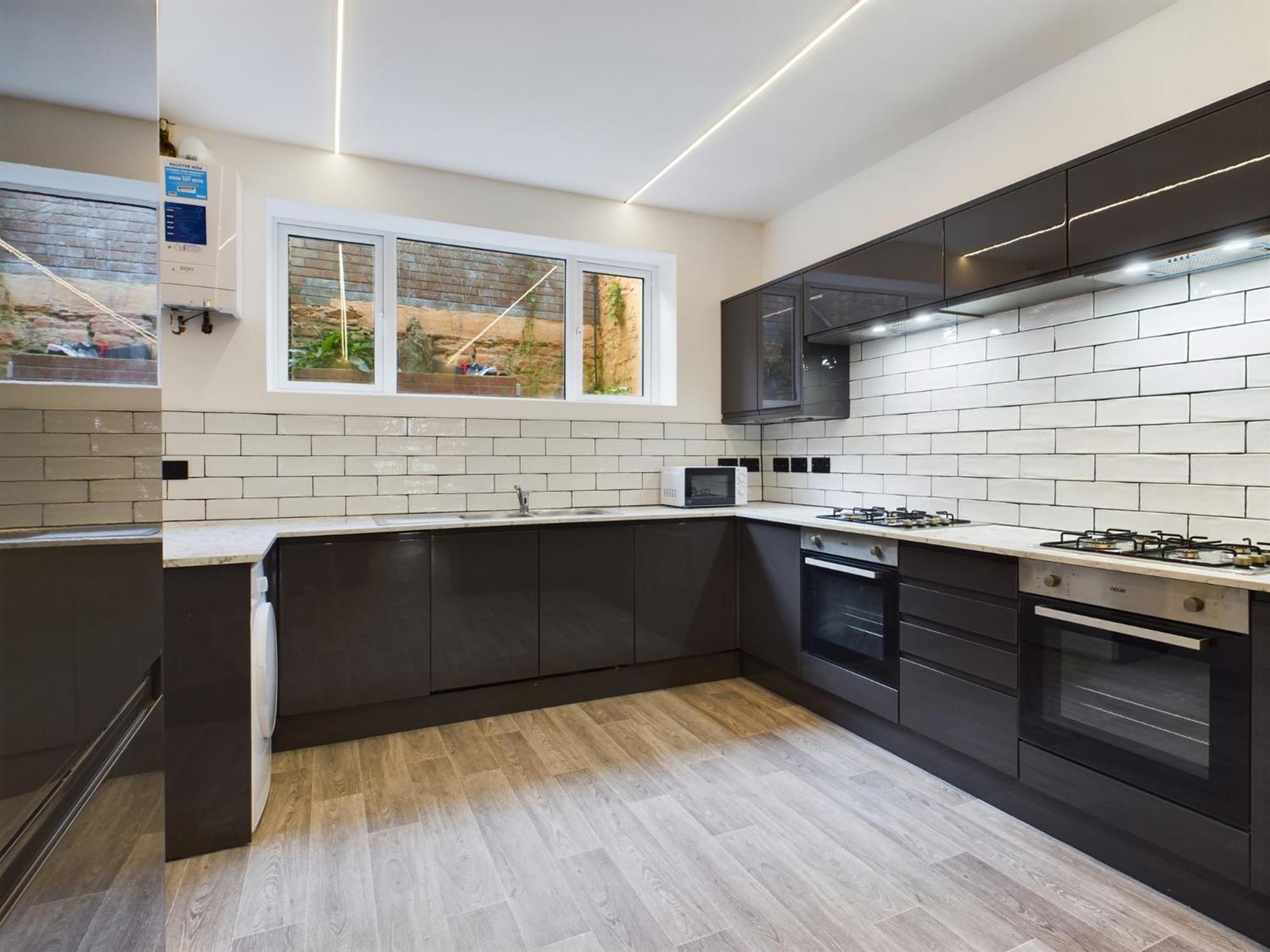 Substantial 9 Bedroom House In Swansea Sketty Exteriér fotografie